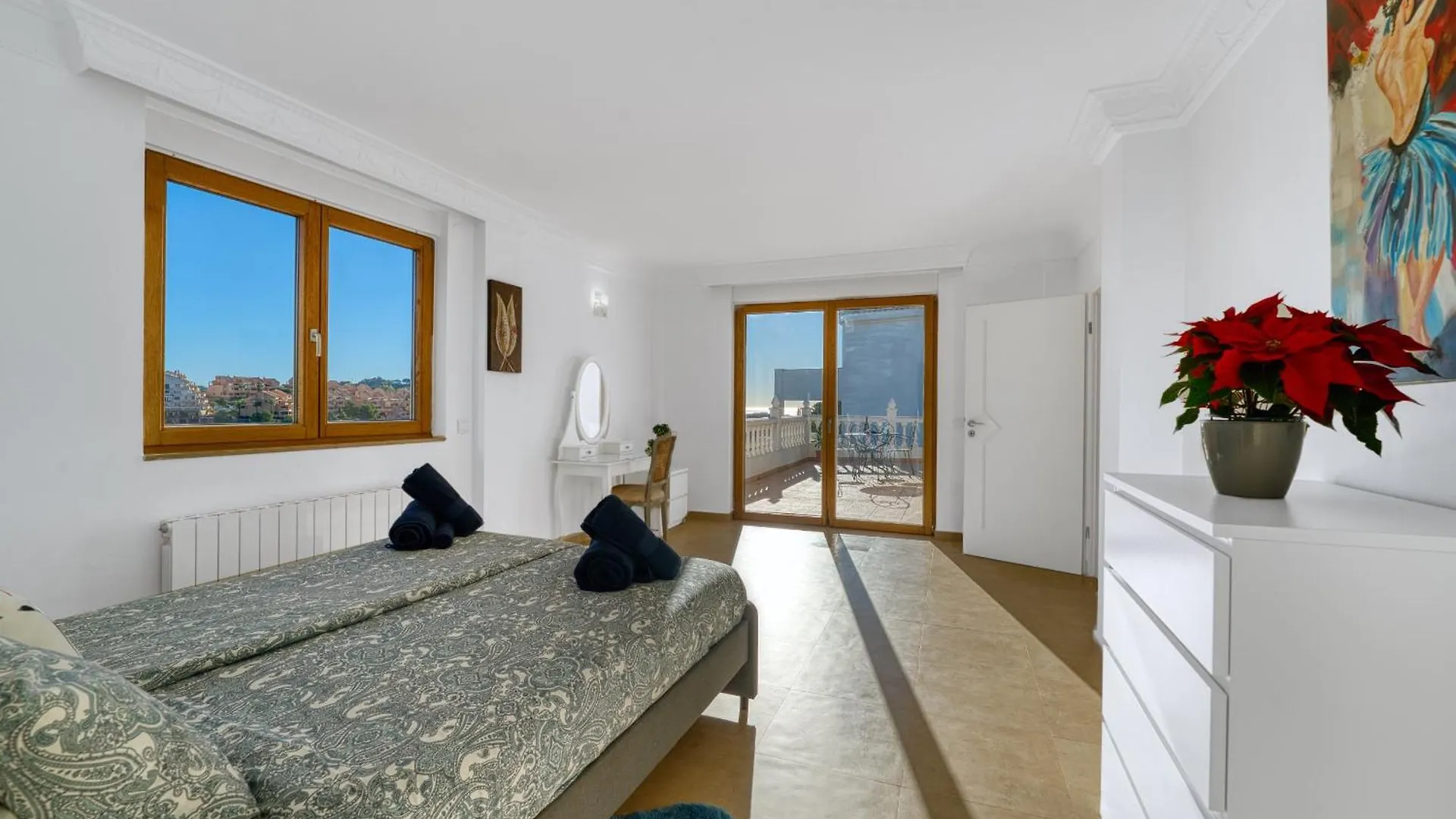 3077 Luxury Villa With Pool And Views In Elviria, Marbella