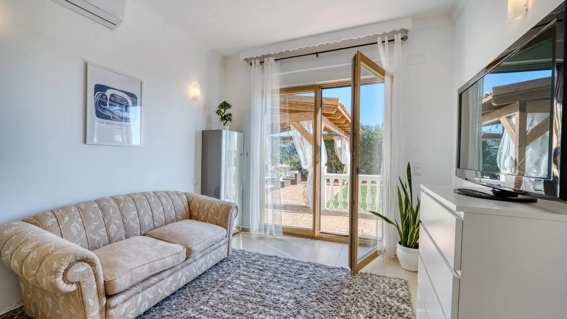 3077 Luxury Villa With Pool And Views In Elviria, Marbella 0*,  Espanha