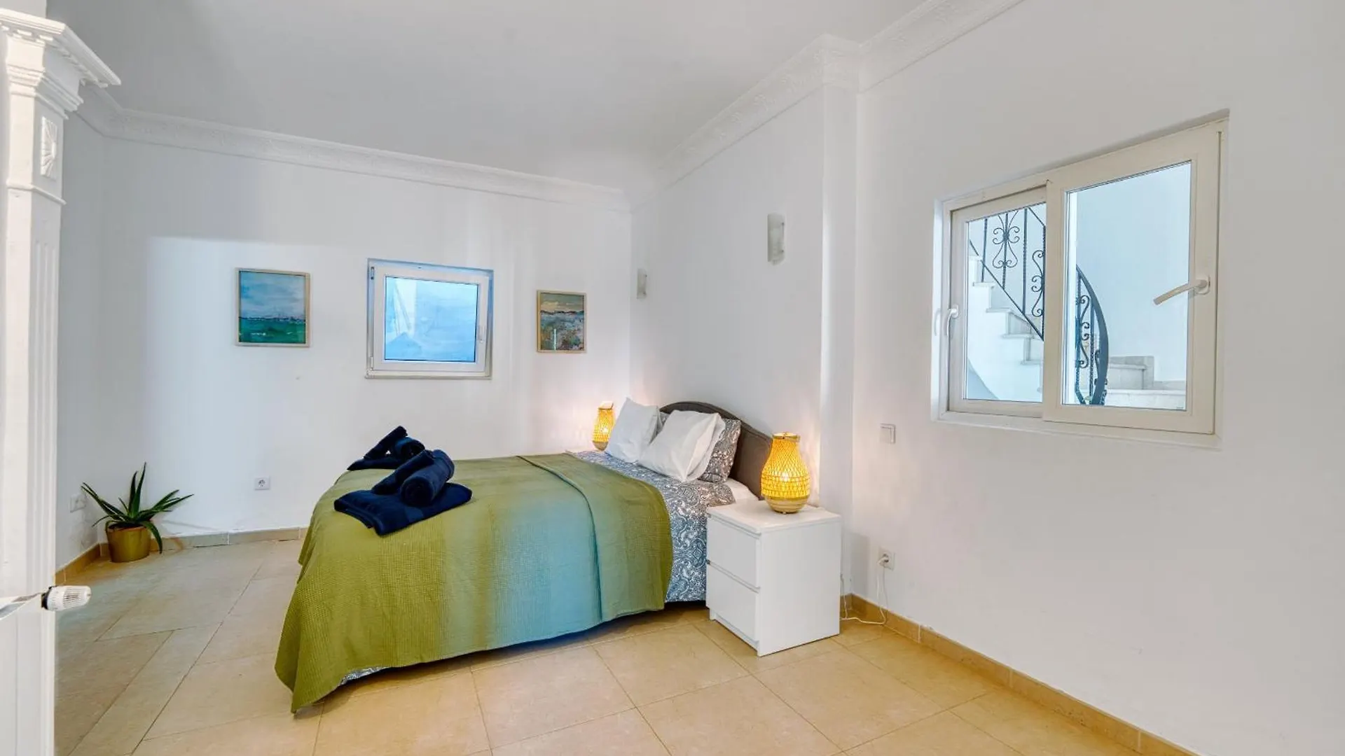 3077 Luxury Villa With Pool And Views In Elviria, Marbella